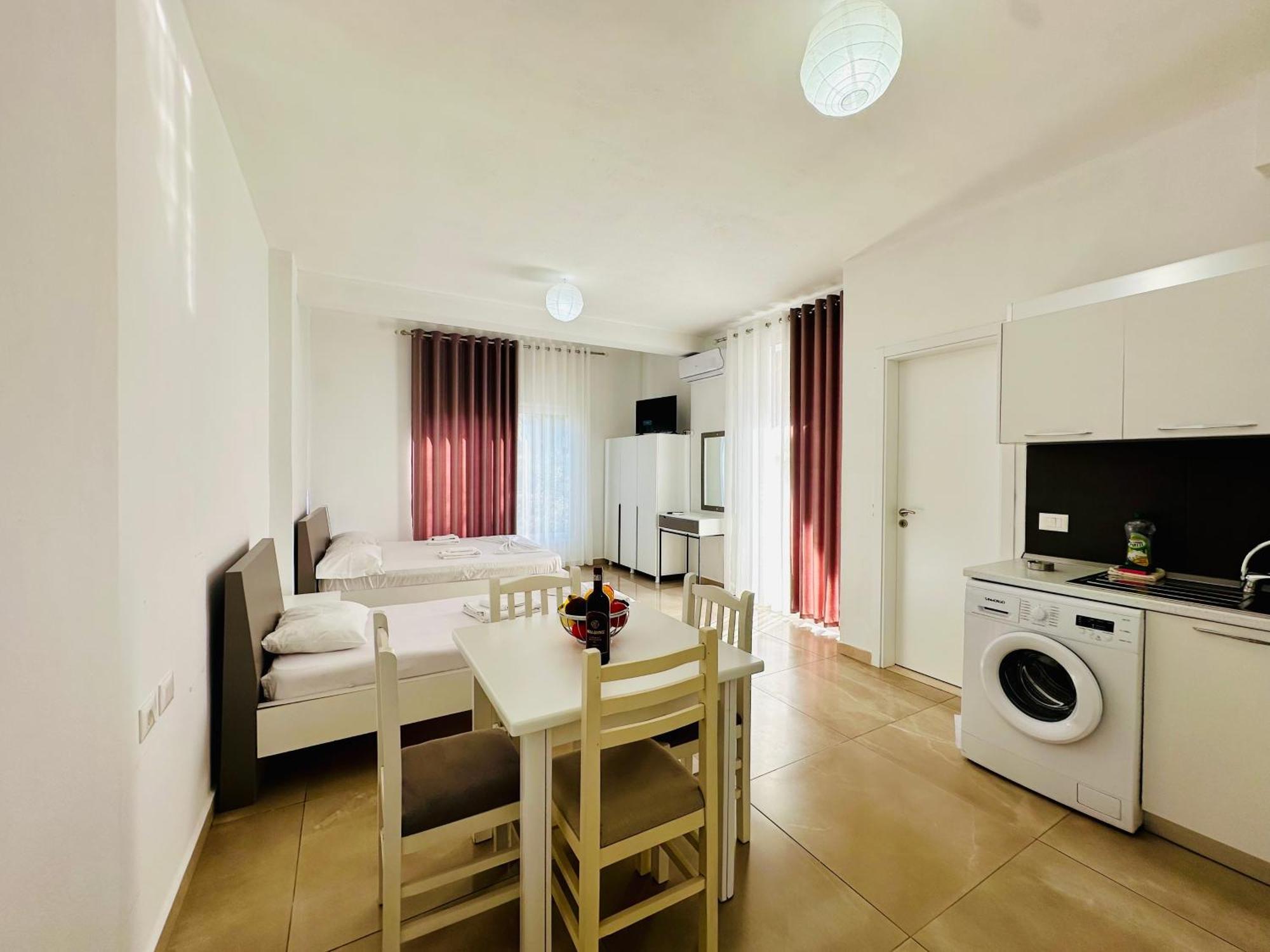 Jico Travel - Villa Colombo Vlorë Pokoj fotografie