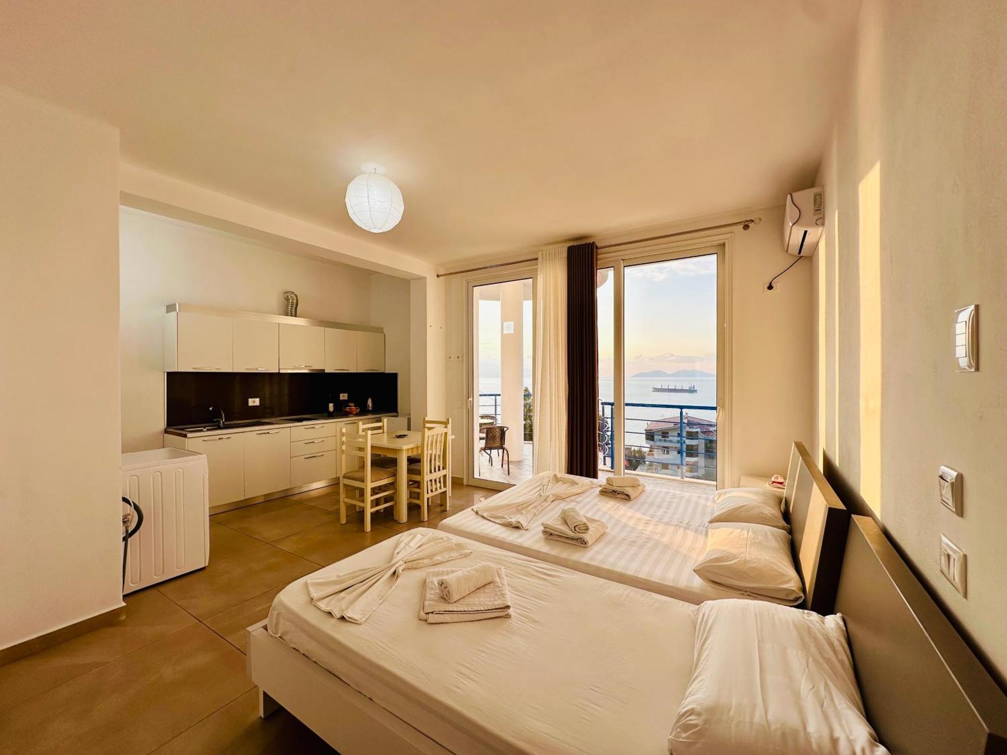 Jico Travel - Villa Colombo Vlorë Exteriér fotografie